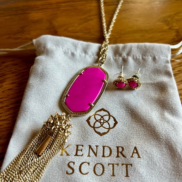 Kendra Scott Rayne Pink Stone Tassel Necklace with matching earrings. - Picture 3 of 5